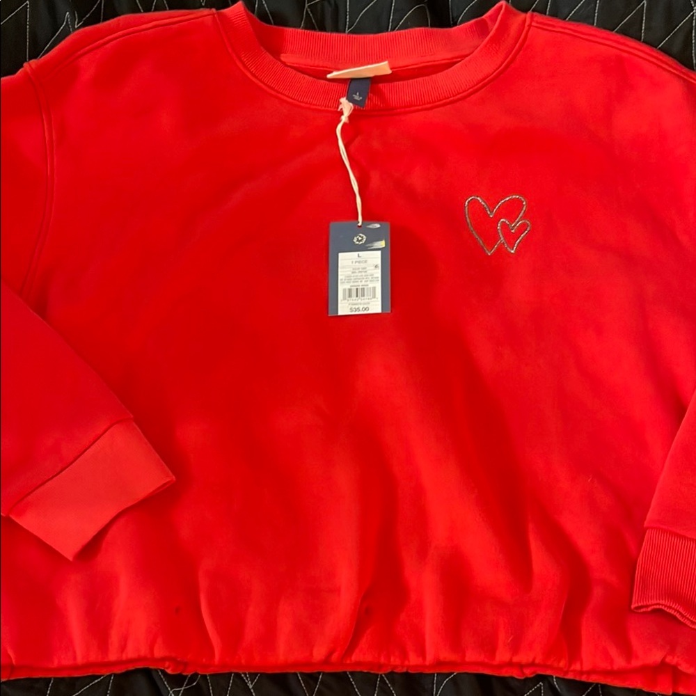 Oversized Crop Red Sweatshirt w Heart Embroidery Large Universal Thread Target